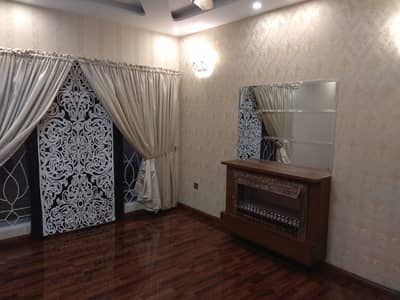 10 Marla Upper Portion For Rent Beautiful & Spacious Gulbahar Block Bahria Town Lahore