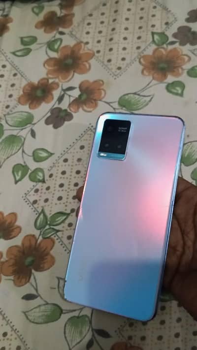 Vivo y33s 8GB ram 128GB room