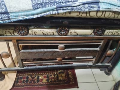 Single Bed Without Mattress