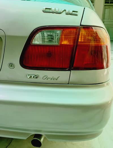 Honda Civic Vti- Oriel
