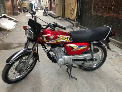 Honda CG 125 2025