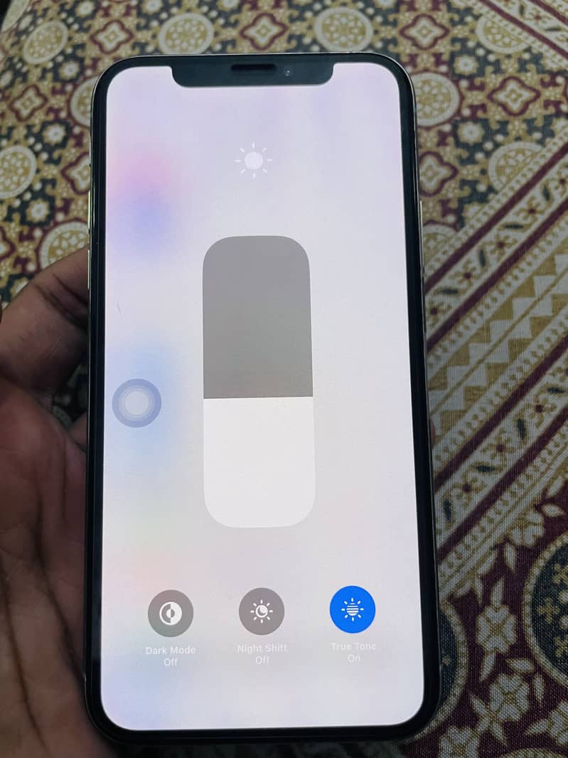 IPHONE X 6
