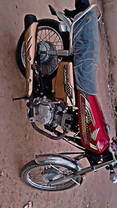 Honda CG125 2025 gold edition/unregistered applied for
