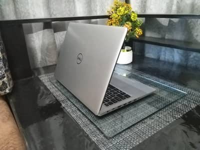 Dell Latitude 5570 | i7 8th Gen | 16GB RAM | SSD + HDD | Radeon 4GB