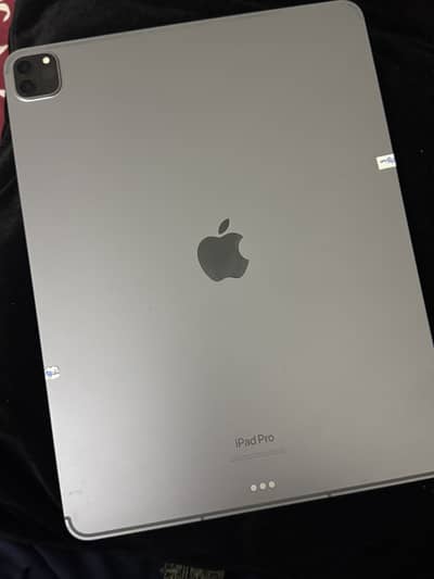 iPad Pro 12.9” M2
