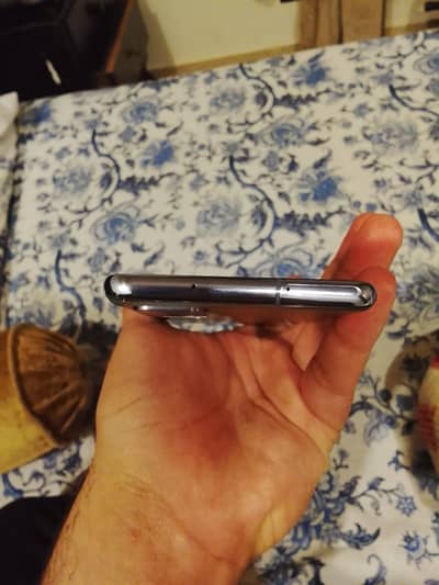 samsung S20+ (BTS EDITION)