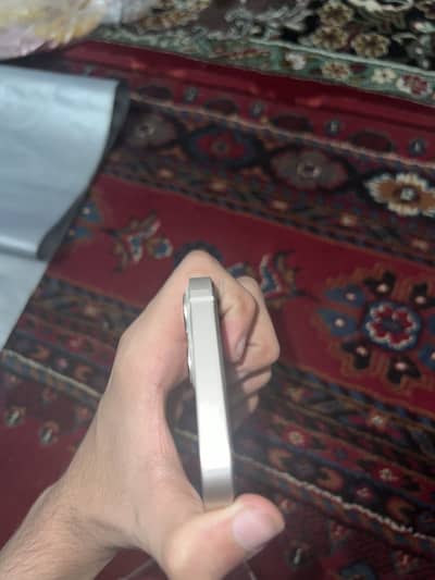 IPHONE 13 Factory unlock