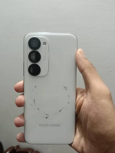 Tecno spark 40pro plus.