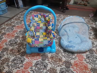 Parm and baby sleep seat