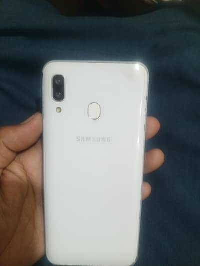Samsung a30