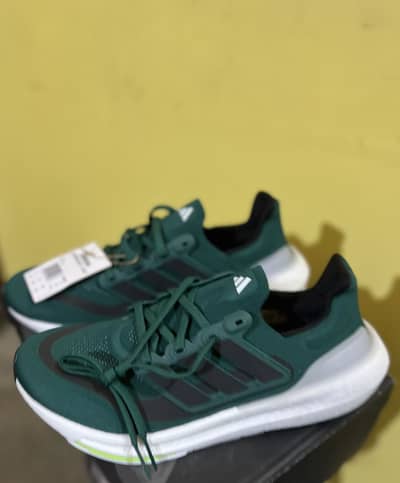 Adidas Brand new shoes