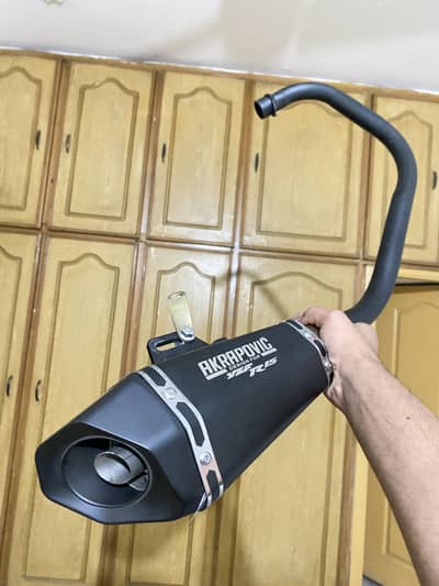 Akrapovic Exhaust with bend pipe Cb 150 / Ybr 125
