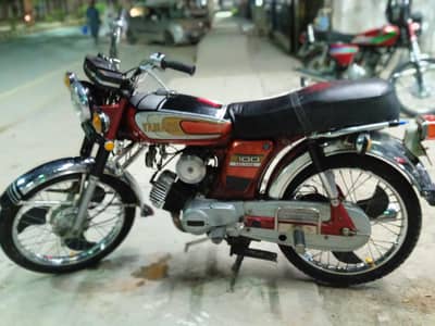Yamaha 2 stroke yb100 chakwal 03344547547
