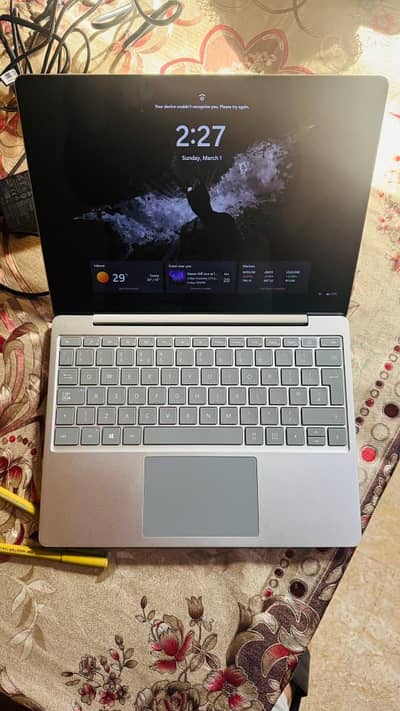 Microsoft Surface Go