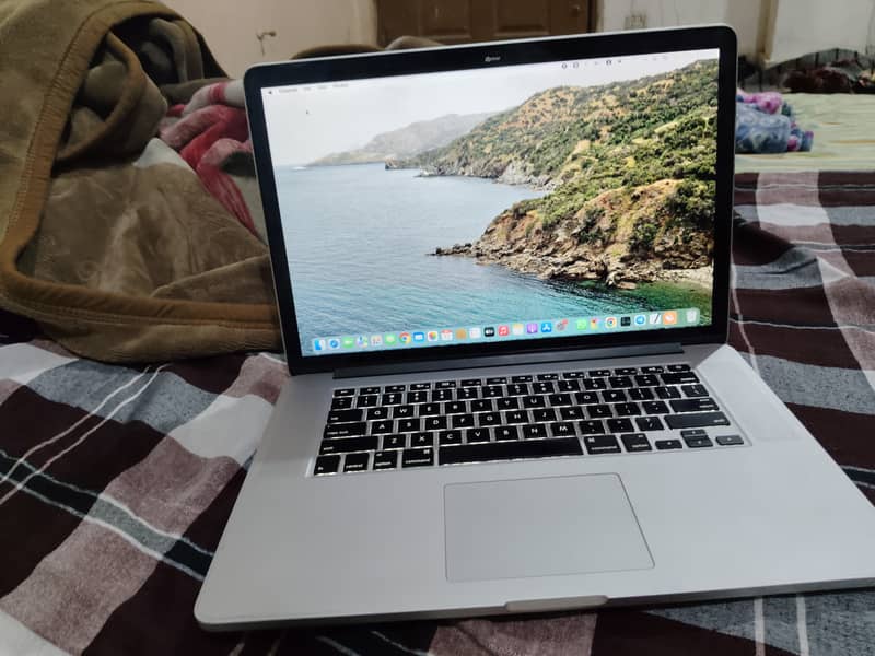 Macbook pro 0