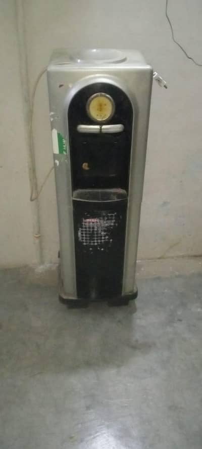 water dispenser