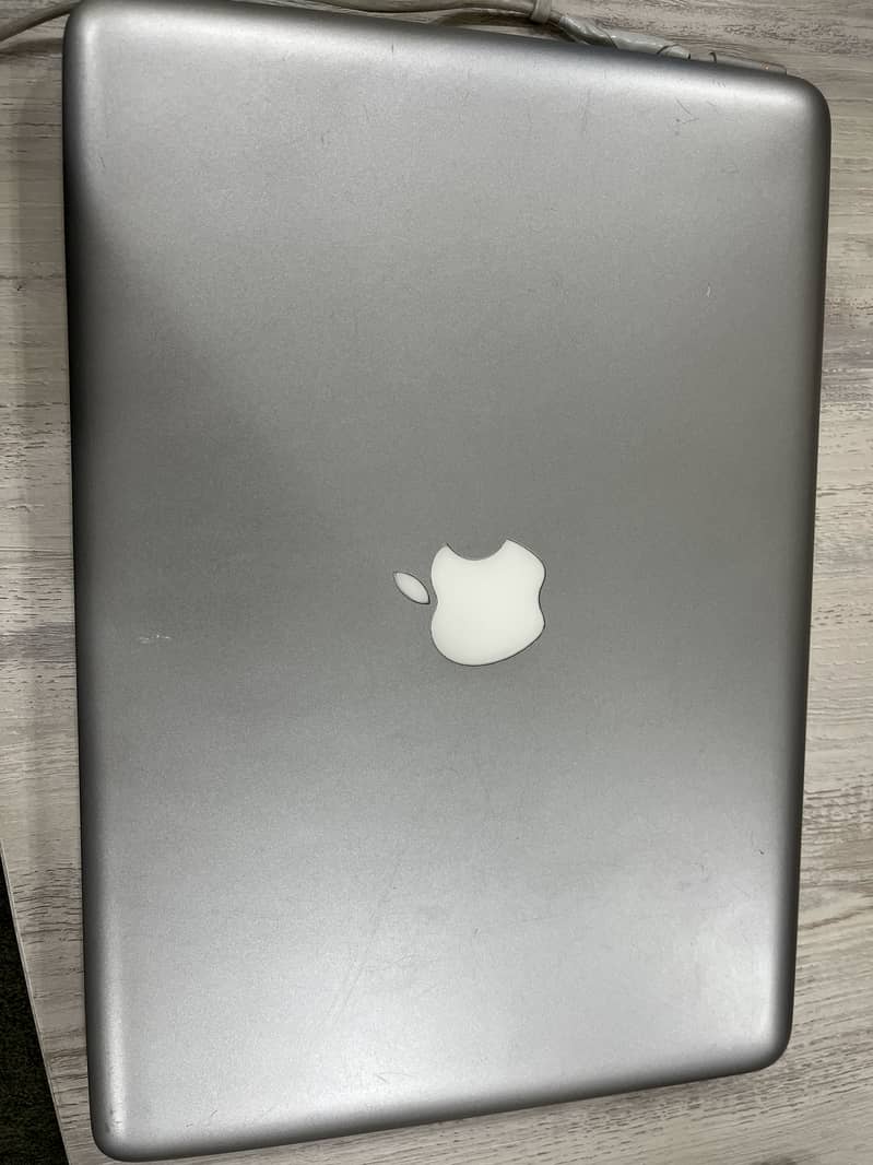 Macbook pro 2011 3