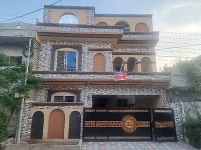 6 Marla Stylish Brand New Double Story House Sector 4