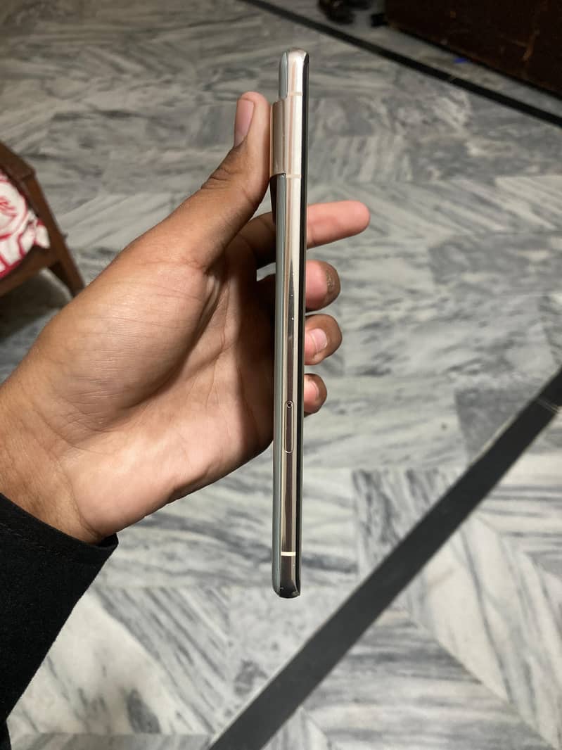 Google pixel 7 pro 4