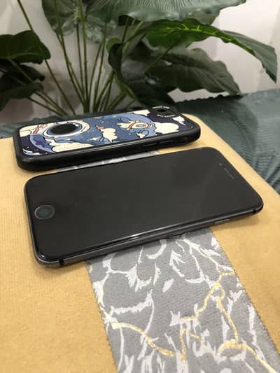 IPHONE 8 64GB PTA Approved