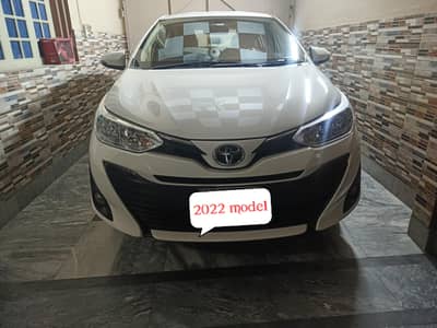 Toyota Yaris 1.5 Ativ x Cvt