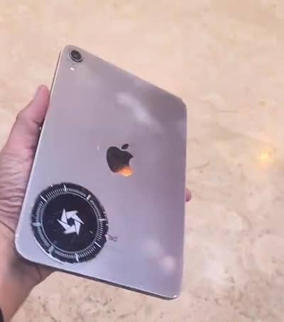 iPad mini 6 10/9 . . 256 Gb  . . USA model . . 10.4. 5 condition