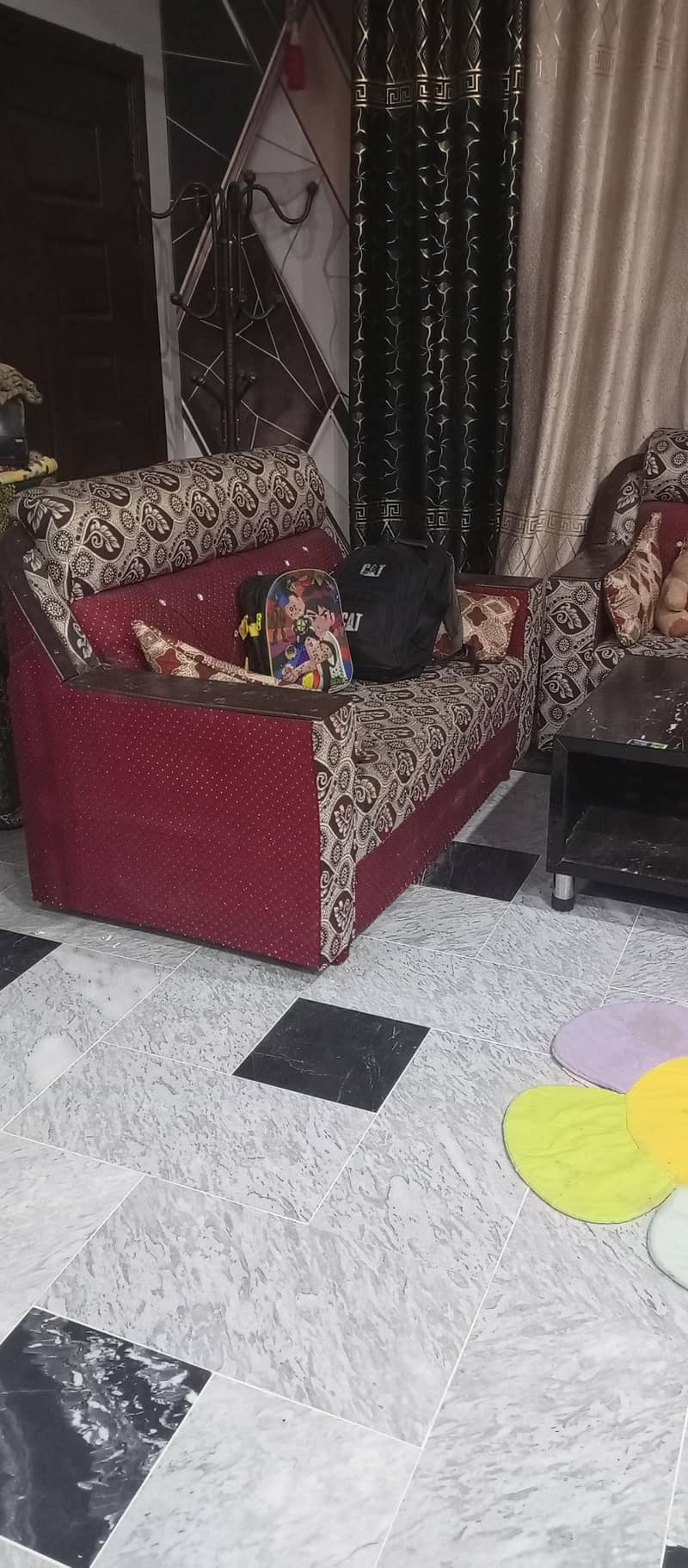 سات سیٹر صوفہ یوز پر بلکل نیو ہیں 5