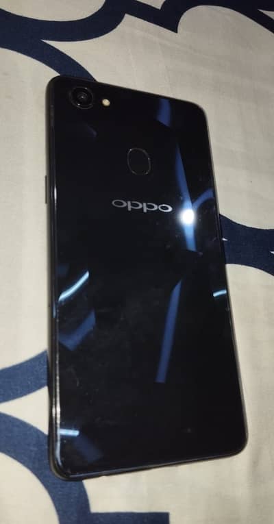 Oppo F7 mint condition