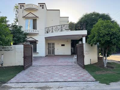 Ground Floor , Corner House , Park Facing  , E Block