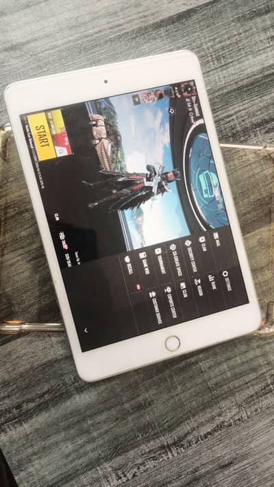 iPad mini 5 256 GB 10by9 condition