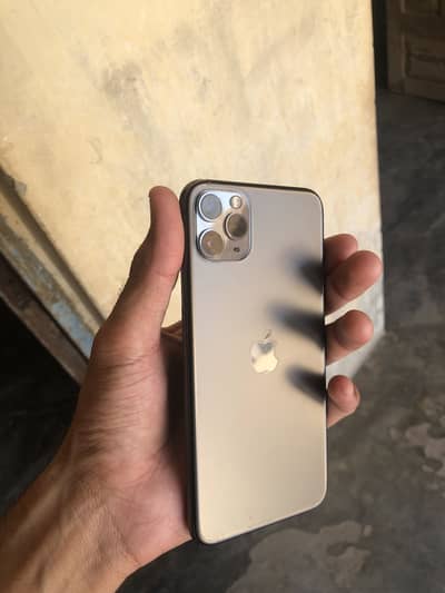 i phone 11 pro max water pack  pta approved mobile 10/10hy 64 gb wspp