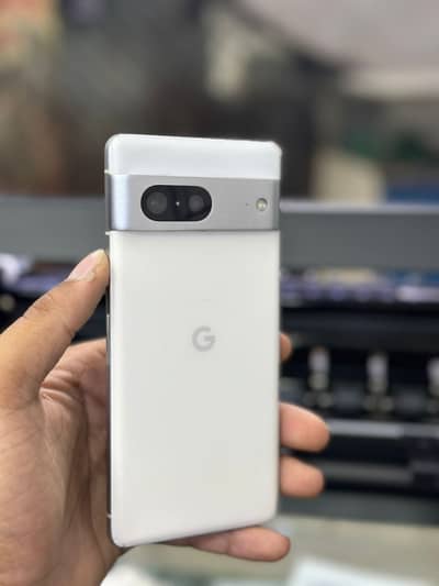 Pixel 7