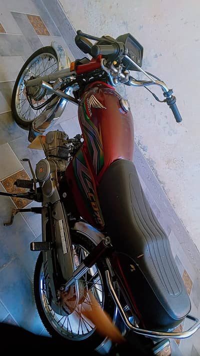 Homda CD 70 available for Sale