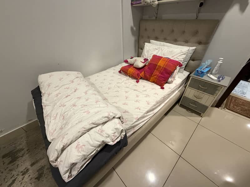 Single bed (Used) 0