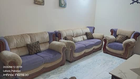sofa set 3 seter 2 seter 2 seter Good condition
