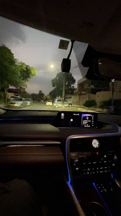 SINGLE STORY HOUSE AVAILABLE ON PREMIUM LOCATION FOR SALE IN DOHS PHASE 1