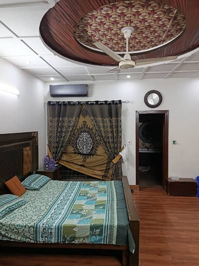 FOR SALE HOUSE 10 MARLA DOUBLE STORY TILE MARBLE WOOD WORK FLOOR BEAUTIFUL HOUSE TOP LOCATION MAIN COLLEGE ROAD NEAR LAJNA CHOWK TOWNSHIP LAHORE GOOD INVESTMENT TIME