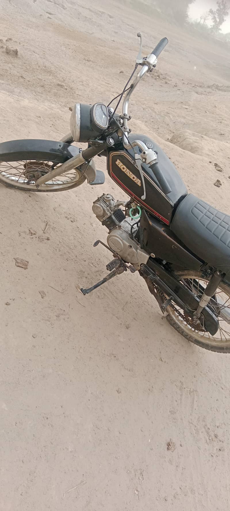 ہونڈا سی ڈی 70 اوکے کنڈیشن جینون پینٹ کے ساتھ 0