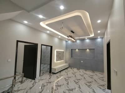 Park View City - Platinum Block 5 Marla House Up For sale