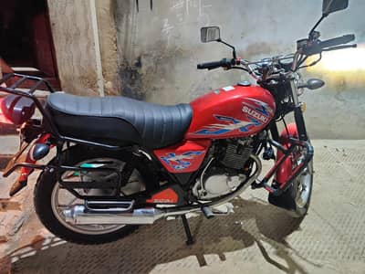 Suzuki 150 se