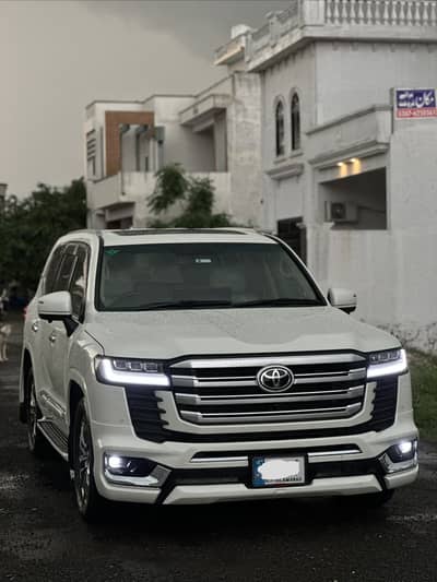 Toyota ZX  uplifted in LC 300