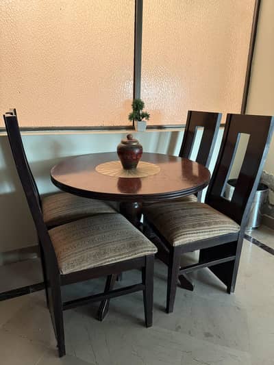Dining table with 4 chairs