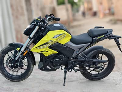 Batlo 200cc High Speed Bike for Sale – Excellent Condition