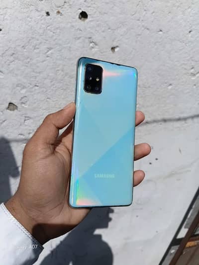 SAMSUNG A71 8/128 EXCHANGE POSSIBLE