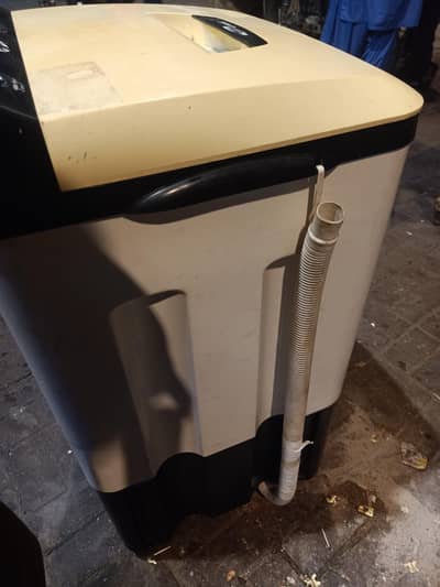 washing machine single F