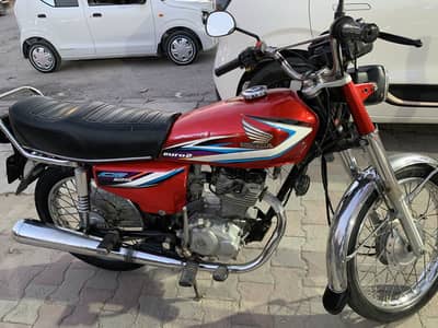 Neat and clean honda 125 home driven