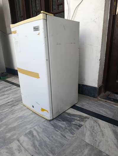 Mini/small Fridge