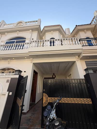 4 Marla Brand New house available for rent in buch vilas Multan