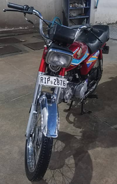 Honda CD70 Red 2019