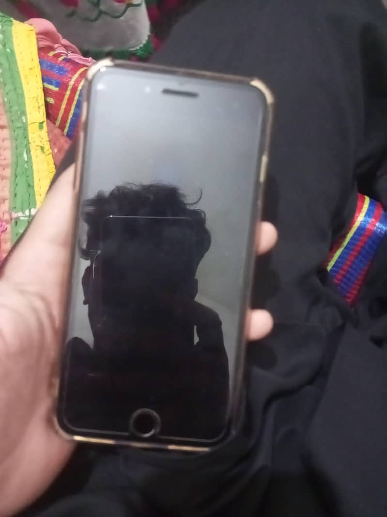 iphone 8 plus non pta 1